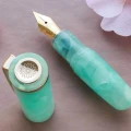 Pióro Wieczne Wancher PuChiCo Tropical Green zatyczka.jpg